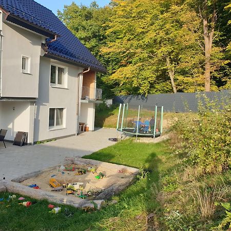 Fewo Fruehling In Der Villa Waldrand Mit Grossem Garten Bad Wunnenberg Luaran gambar